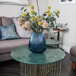 Βίλα Luxury 2 Bed 5 Mins From Next To Waterfall Carrick on Shannon