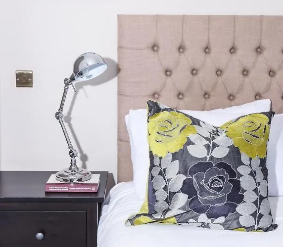 Luxury 2 Bed 5 Mins From Next To Waterfall * Carrick on Shannon