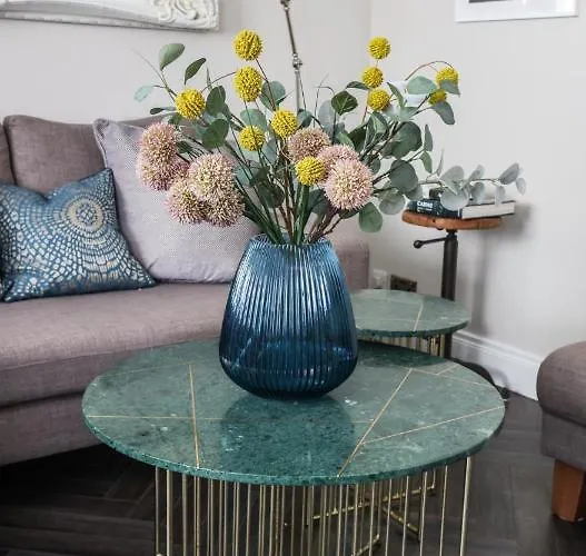 Villa Luxury 2 Bed 5 Mins From Next To Waterfall Carrick on Shannon